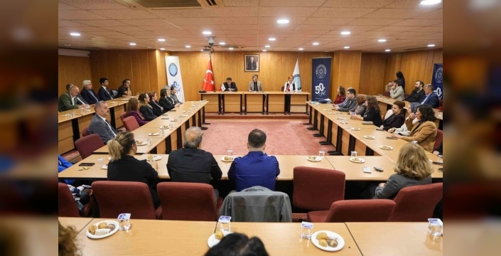 BUÜde akademik başarıda çarpıcı artış: 2024 hedefi belli oldu