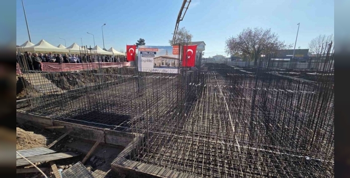 Çilimli'de yeniden hayat bulan cami: Selçuklu mimarisiyle umutların temeli atıldı