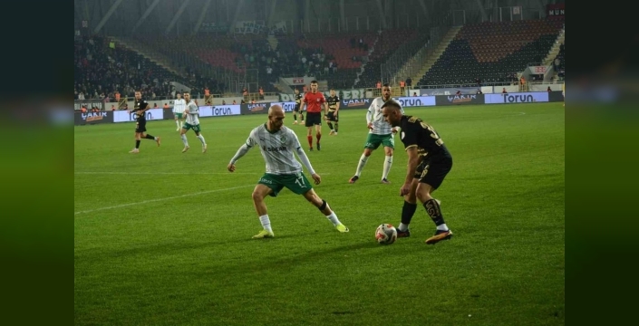 Çorum FK, Iğdır FK Karşısında 3-1 Galip Gelerek Ligde Üst Sıralara Tırmanıyor: İşte O Goller!