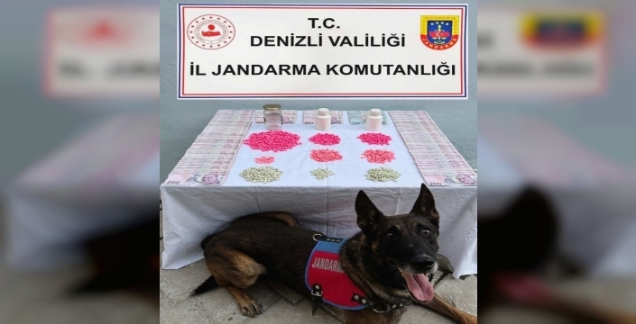 Denizli'de jandarmadan uyuşturucu ticareti operasyonu: 2 bin ecstasy hap ve 60 bin TL ele geçirildi