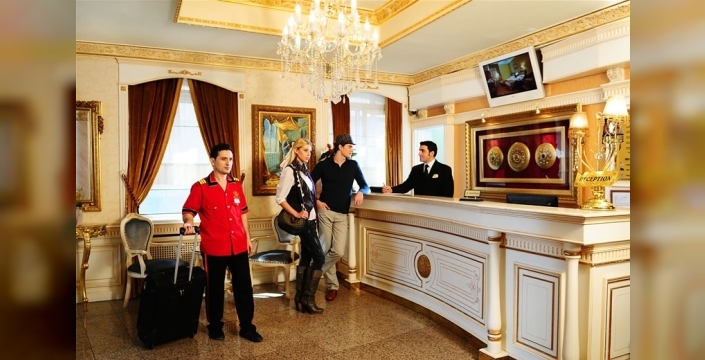 Duman: “Turizm İşletme Belgelerine Yıllık Harç, Sektörü Çöküşe Sürükler”