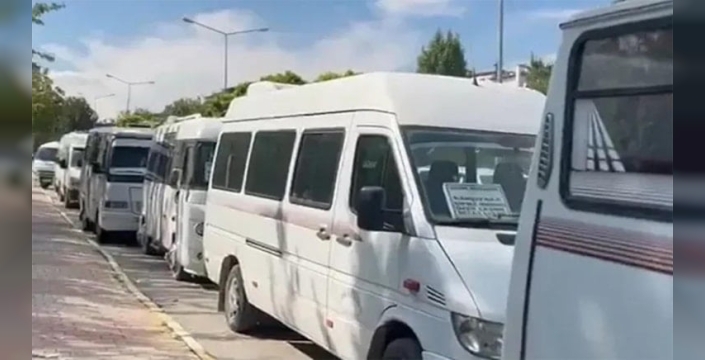 Elazığ'da minibüs zamları vatandaşı zor durumda bıraktı: Öğrenciler isyan etti!