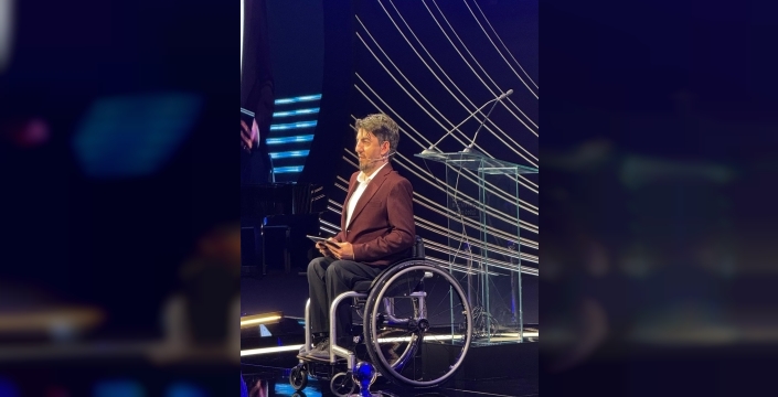 Engelleri aşan başarılar: Abdullah Öztürk'ten Ahmet Ayık'a ilham veren hikayeler, gözyaşlarına boğan gecede ödüllendirildi!