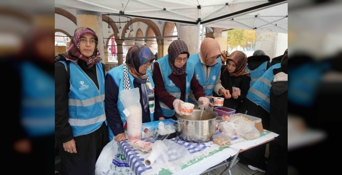 Gazze için bir elden çok el: Kastamonu'da umut çarşısı açıldı!