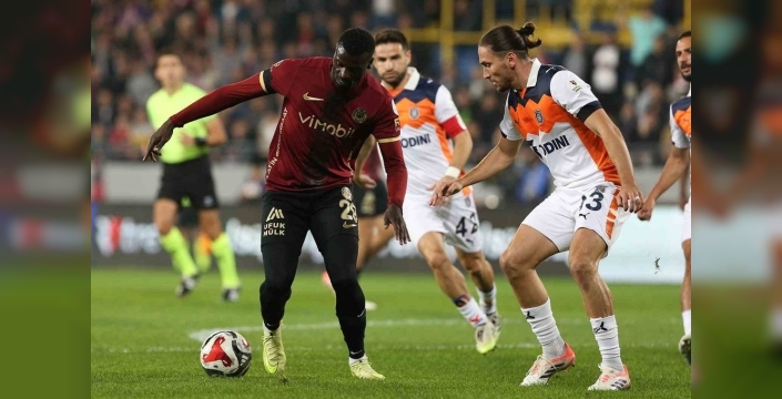 Gençlerbirliği, Rams Başakşehir'i gerilim dolu maçta 2-1 yendi