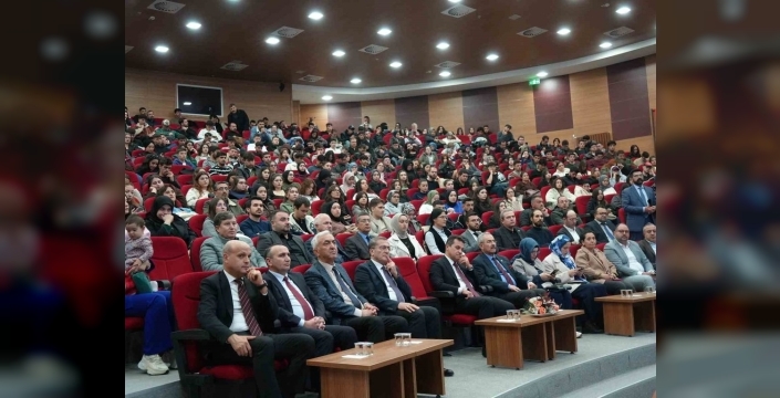 Kastamonu Üniversitesi'nde savaşlar için ahlaki ve hukuki sınır çağrısı!