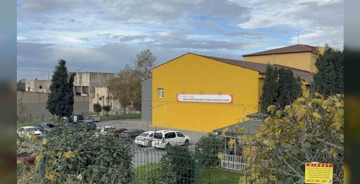 Kocaeli'de okul draması: 15 öğrenci zehirlenme şüphesiyle hastaneye kaldırıldı