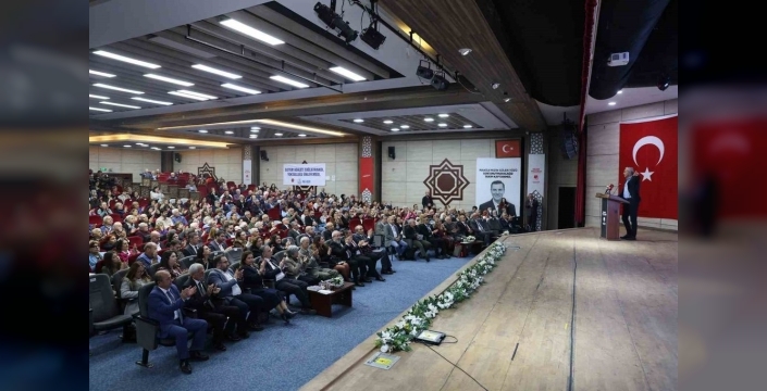 Manisa'da eğitimde reform çağrısı: CHP'den çarpıcı açıklamalar!
