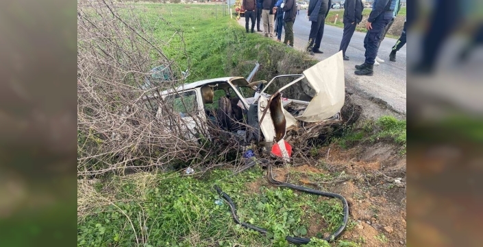 Manisa'da tek taraflı kaza: 2 yaralı ve hayati tehlike yok