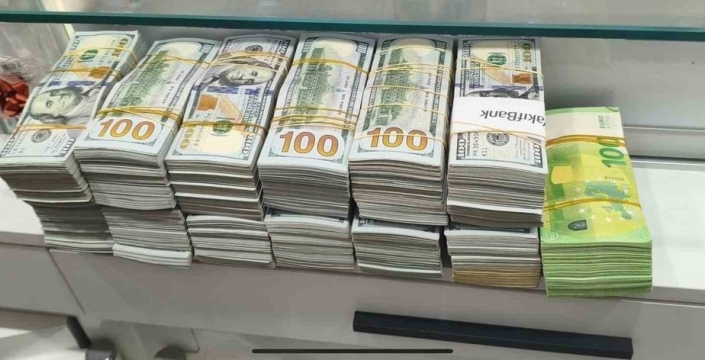 Mersin'de devasa yasadışı bahis operasyonu: 36 gözaltı ve 3.7 milyar TL'lik kara para ağı