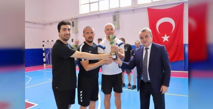 Öğretmenlerin Bozüyük'teki büyük buluşması: Ayak Tenisinde dayanışma ve zafer anları