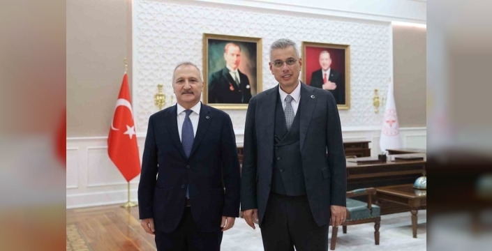 Sağlıkta dönüşüm için adımlar atılıyor: Memişoğlu ve Yurdakul'dan önemli temas