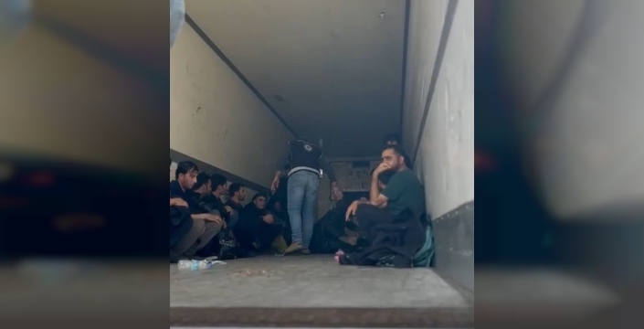 Sakarya'da nefes kesen göçmen operasyonu: 24 kişi yakalandı, şoför cezaevine!