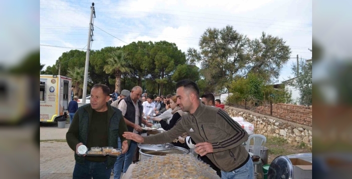 Salihli'de yağmur duası coşkusu: Binlerce kişi bir araya geldi