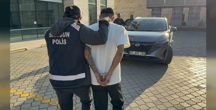 Samsunda bacaklarından vurulan genç hastaneye kaldırıldı