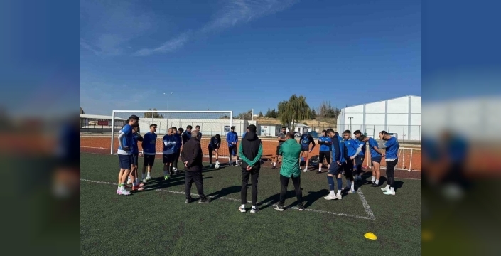Söğütspor, Yalovaspor karşısında galibiyet için sahaya çıkıyor: Hazırlıklar tamam!