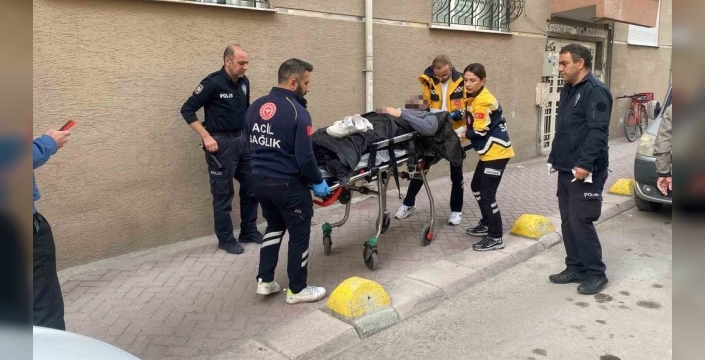 Şok ifade: Karnından bıçaklanan adamdan sağlıkçılara 'zahmet etmeyin' çıkışı!