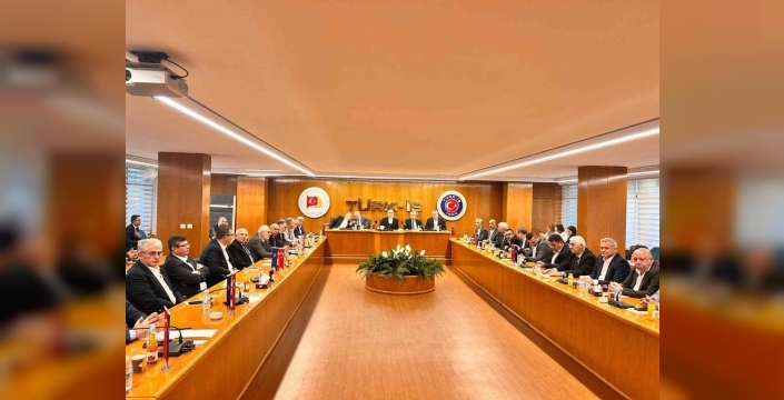 Türk-İş Başkanı Atalay'dan radikal açıklama: Asgari ücret tespit komisyonu'na katılmayabiliriz!