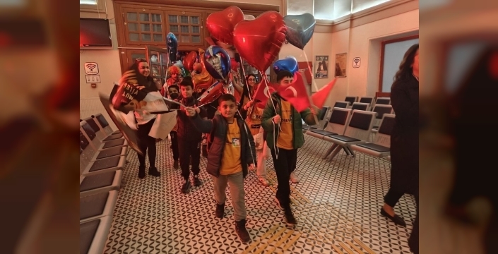 Umut treni Kayseri'de lösemi savaşçılarını coşkulu bir şekilde karşıladı