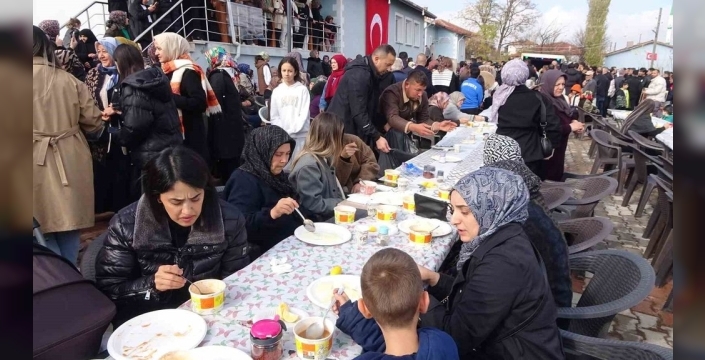 Yozgat'ta gelenek yaşıyor: Burunören Köyü'nden 5 bin kişilik arabaşı şöleni!
