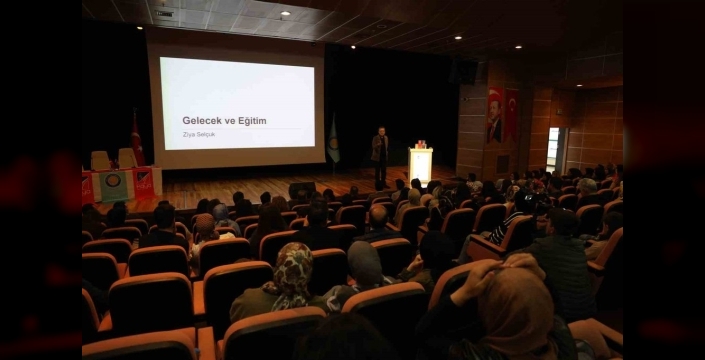 Ziya Selçuk Diyarbakır'da eğitimde yeni ufuklar açıyor