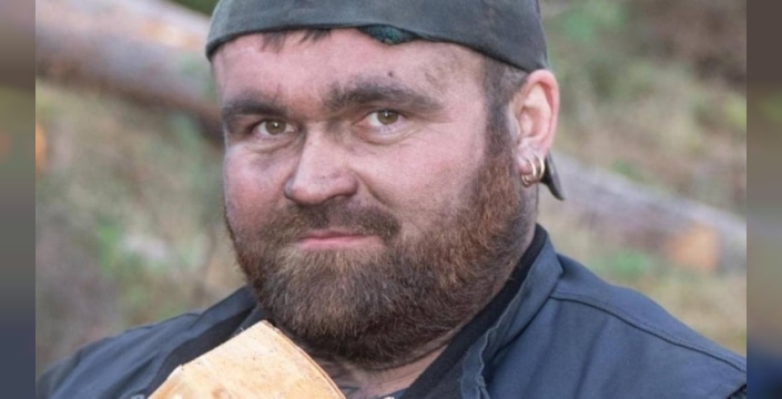 19 yaşında piyango milyoneri olan adam şimdi yeniden çöpçü