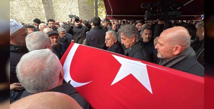 AK Parti'li Ayşe Sula Köseoğlu'nun eşi Prof. Dr. Mustafa Köseoğlu son yolculuğuna uğurlandı