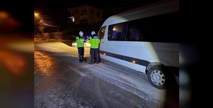 Aydın'da gece denetimi: 8 sürücü ve 9 araç trafikten men edildi