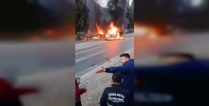 Aydın'da korkunç kaza: Araçlar alev alev yandı, 2 yaralı