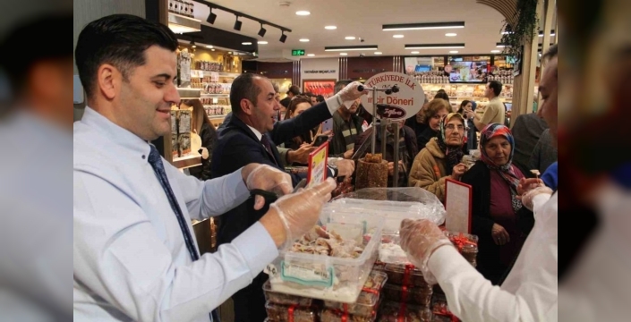 Aydın'ın tatlı döneri: İncir döneri 25 yıldır ilgi görüyor