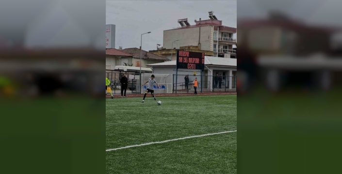 Aydınspor evinde Manisa 1965 Nurlupınar karşısında 2-2 berabere kalarak 3 puanı kaçırdı