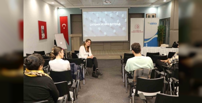 AYTO'dan iş dünyasına 'marka gücü' semineri