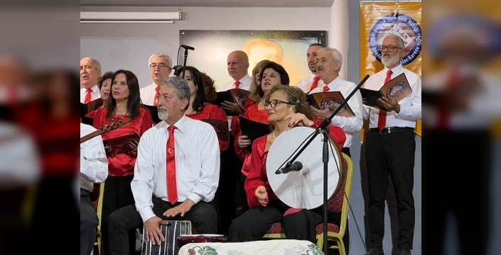 Ayvalık'ta yoğun ilgiyle 'Türkülerle Kurtuluş Destanı' konseri düzenlendi