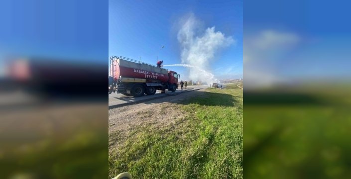 Babaeski'de seyir halindeki otomobil alev aldı