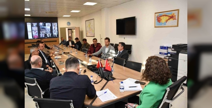 Balıkesir, kışın zorlu şartlarına karşı tüm gücüyle hazır