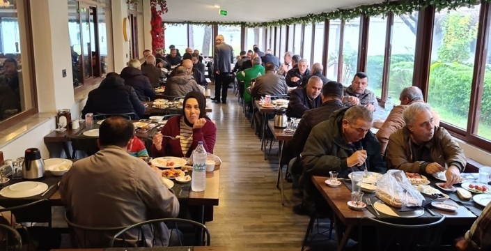 Başkan Erkan Özkan'dan esnafa müjde: Korsan taşımacılıkla mücadelede önemli adım ve plaka artışı engellendi