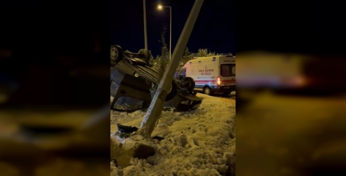 Batman'da buzlanma faciaya dönüştü: 2 kişi yaralandı