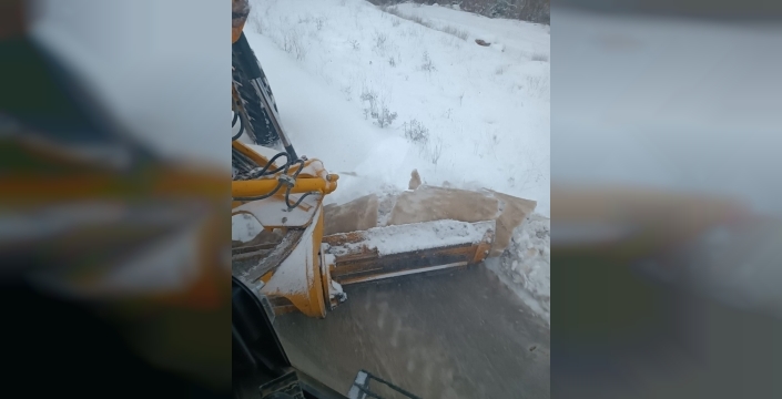 Bilecik'te kar yağışına karşı ekipler sahada: 24 saat kesintisiz çalışma
