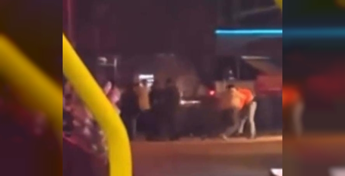 Bursa'da iki grup arasında tekme tokat kavga yaşandı