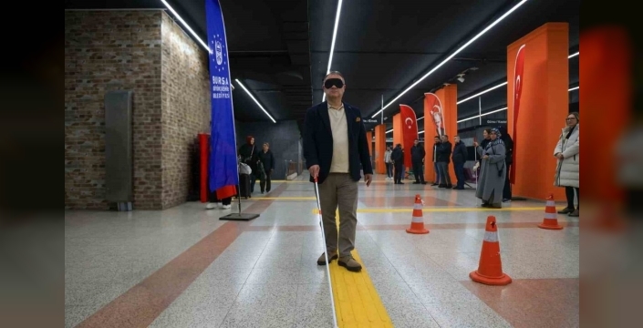 Bursaray'da anlamlı farkındalık: Engellilerin dünyasına adım attılar