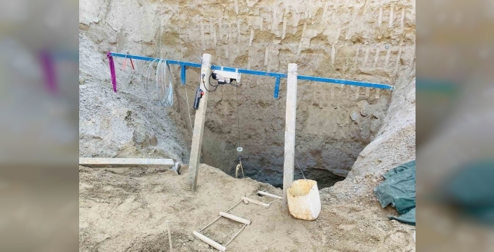 Denizli'de devasa çukurda tarihi eser arayanlar suçüstü yakalandı