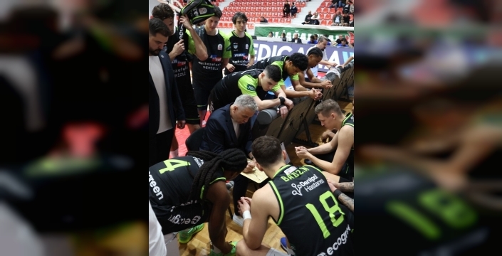 Fenerbahçe maçında PAÜ Arena tıklım tıklım doluyor: Taraftardan tam destek!