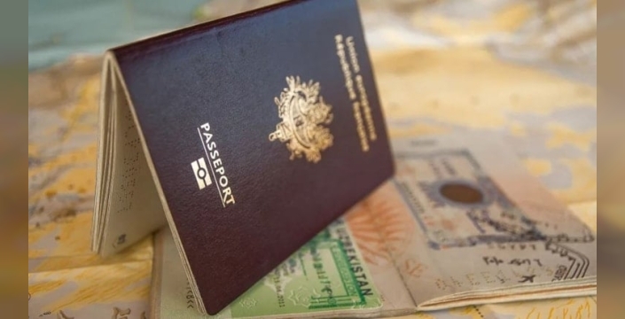 Fransa'da göçmenler için sevindirici haber: Oturum izinleri otomatik uzayacak