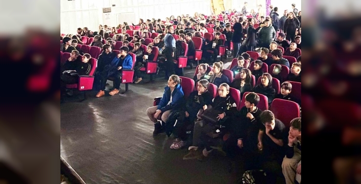 Gençler 'Bak Postacı Geliyor' ile Muğla'nın kültürünü keşfetti