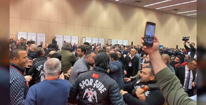 Gençlerbirliği'nde şok çekilme: Mehmet Kaya adaylıktan vazgeçti