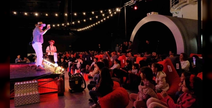 GUHEM'de 'En Uzunnn Gece' etkinliğiyle bilim ve keşif coşkusu yaşandı