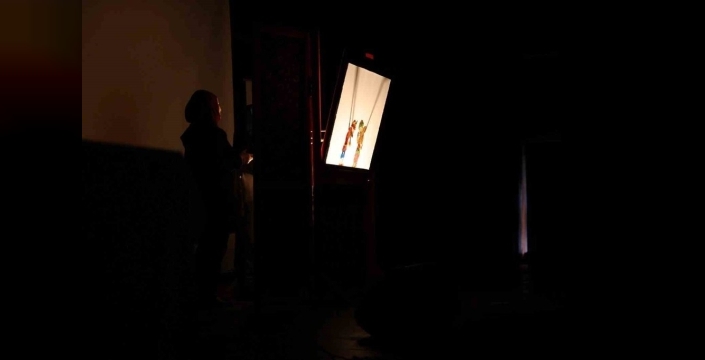 Hacivat ve Karagöz sahnede: Gençler geleneksel mirasa kucak açtı