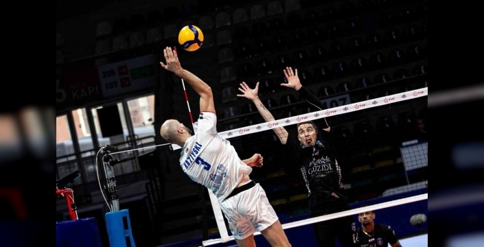 Halkbank, Efeler Ligi'nde Gebze Belediyespor'u 3-0 ile geçti