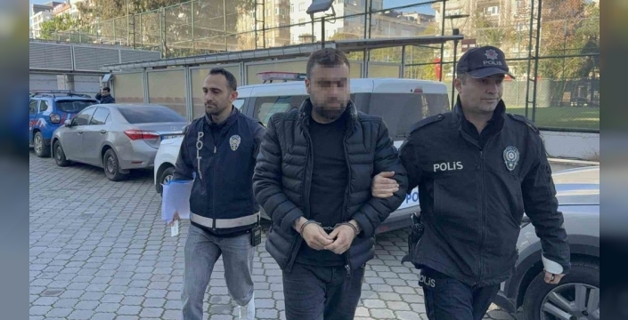 İyi Parti İl Başkanı Hasan Aksoy'a kırmızı ışıkta saldırı: Saldırgan gözaltında