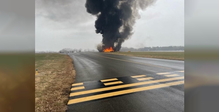 Kuzey Carolina'da iniş yapan özel jet düştü, hayatını kaybedenler var